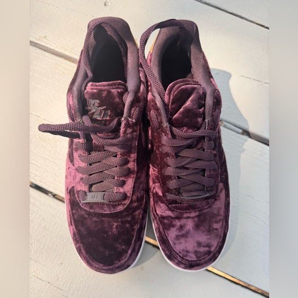 Nike Air Force 1 Velvet Rare Women’s S/ 9 Men’sS/8 - Picture 5 of 14